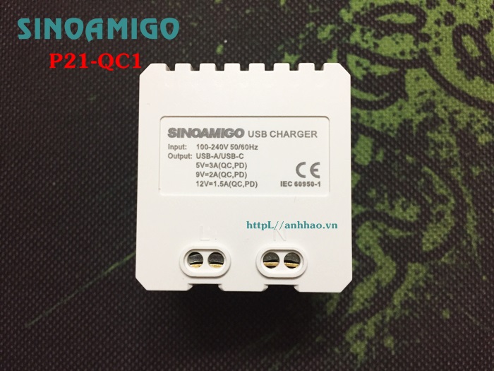 Hạt ổ cắm USB type C sinoamigo P21-QC1 lắp mặt nạ Panasonic âm tường dùng để sạc điện thoại, máy tính bảng