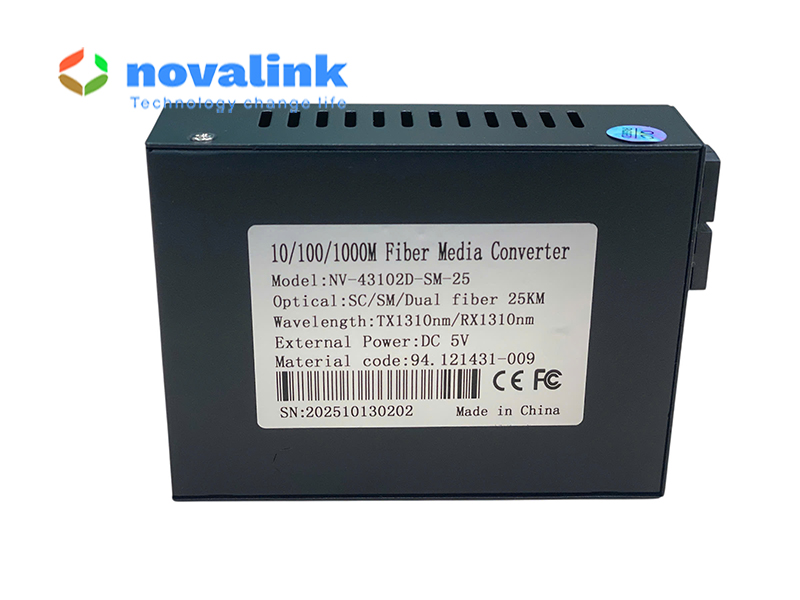 Bộ chuyển đổi quang điện 2 sợi 1Gb SC single mode 25km Novalink NV-43102D-SM-25