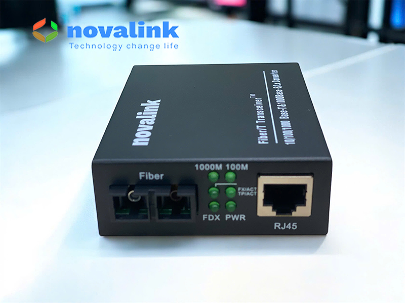 Bộ chuyển đổi quang điện 2 sợi 1Gb SC single mode 25km Novalink NV-43102D-SM-25