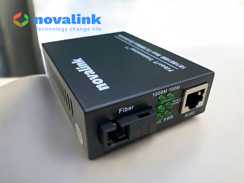 Bộ chuyển đổi quang điện 1 sợi tốc độ 1Gb Novalink NV-43101B-SM-25, chuẩn SC single mode 25km