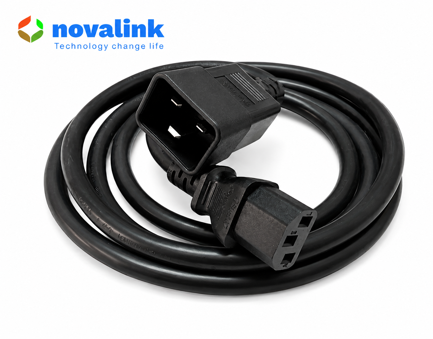 Dây nguồn C13 C20 Novalink NV-56011A dài 1.5m, lõi đồng 100%, 15A, tiêu chuẩn UL