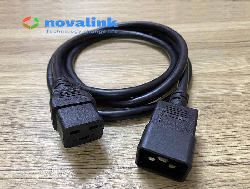 Dây nguồn C19 C20 1.5m chuyên dụng cho máy chủ, UPS, PDU | Chuẩn UL 3x2.08mm Novalink NV-56010A.