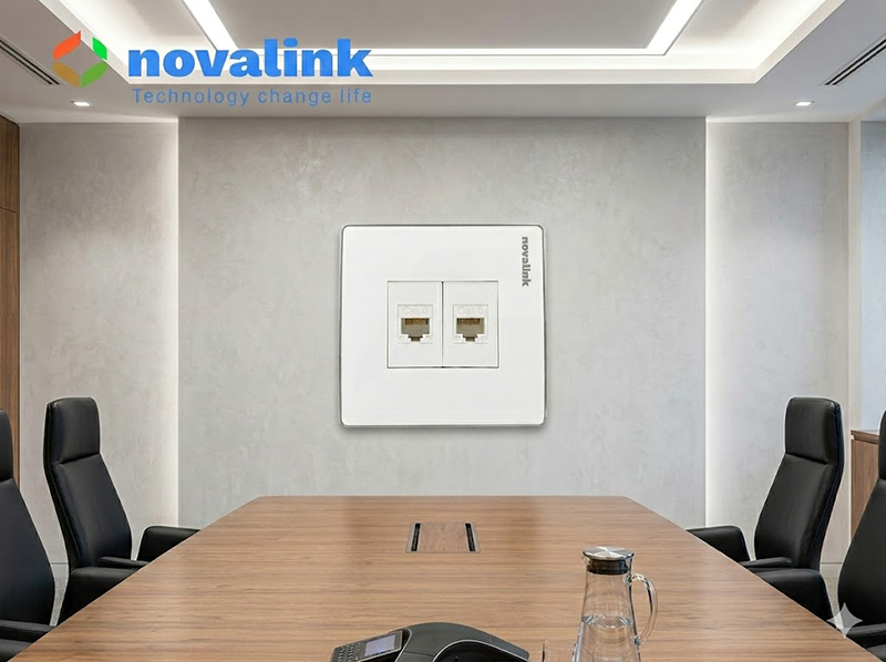 Ổ cắm mạng LAN Cat6 âm tường 2 cổng hình vuông Novalink chính hãng