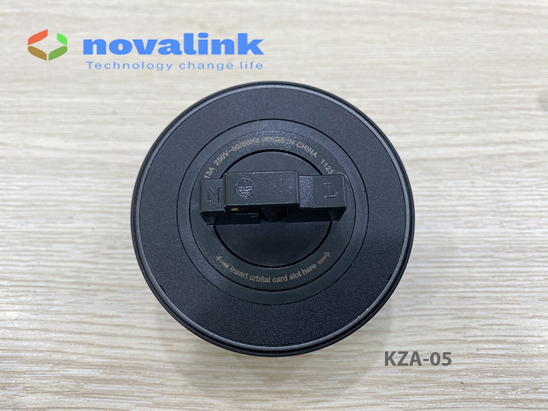 Novalink KZA-05: Ổ Cắm USB Type C + A cho hệ thống thanh ray
