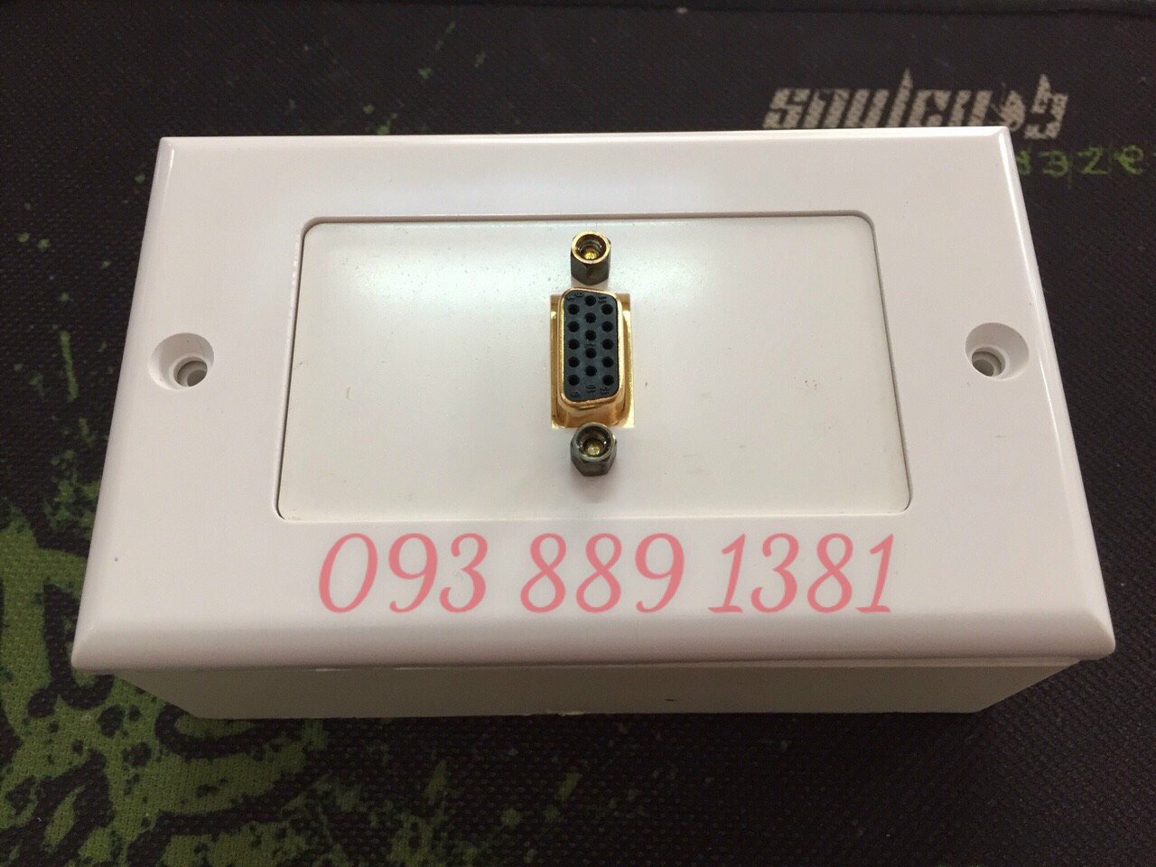 Wallplate VGA âm tường - Ổ cắm VGA âm tường